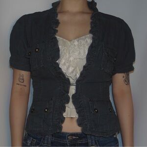 Nick and Mo Vintage button top